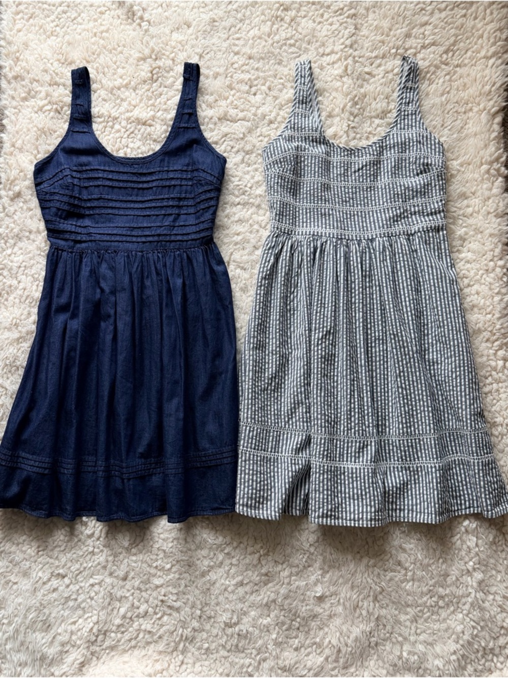 2 Old Navy Smocked Dresses Bundle Size S - Navy & Blue/White - One NWT